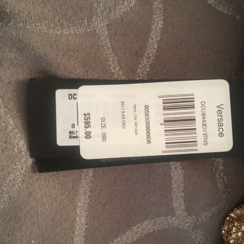 A Versace belt - Picture 2 of 2